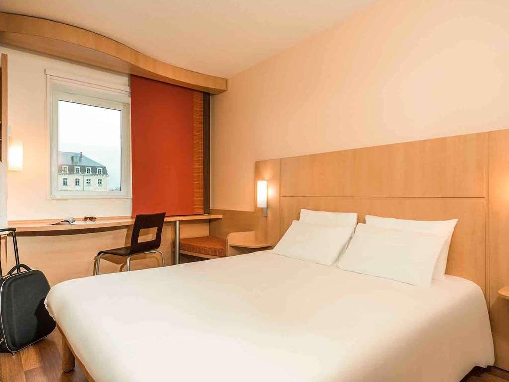 Hotel Ibis Vitre Centre Zimmer foto